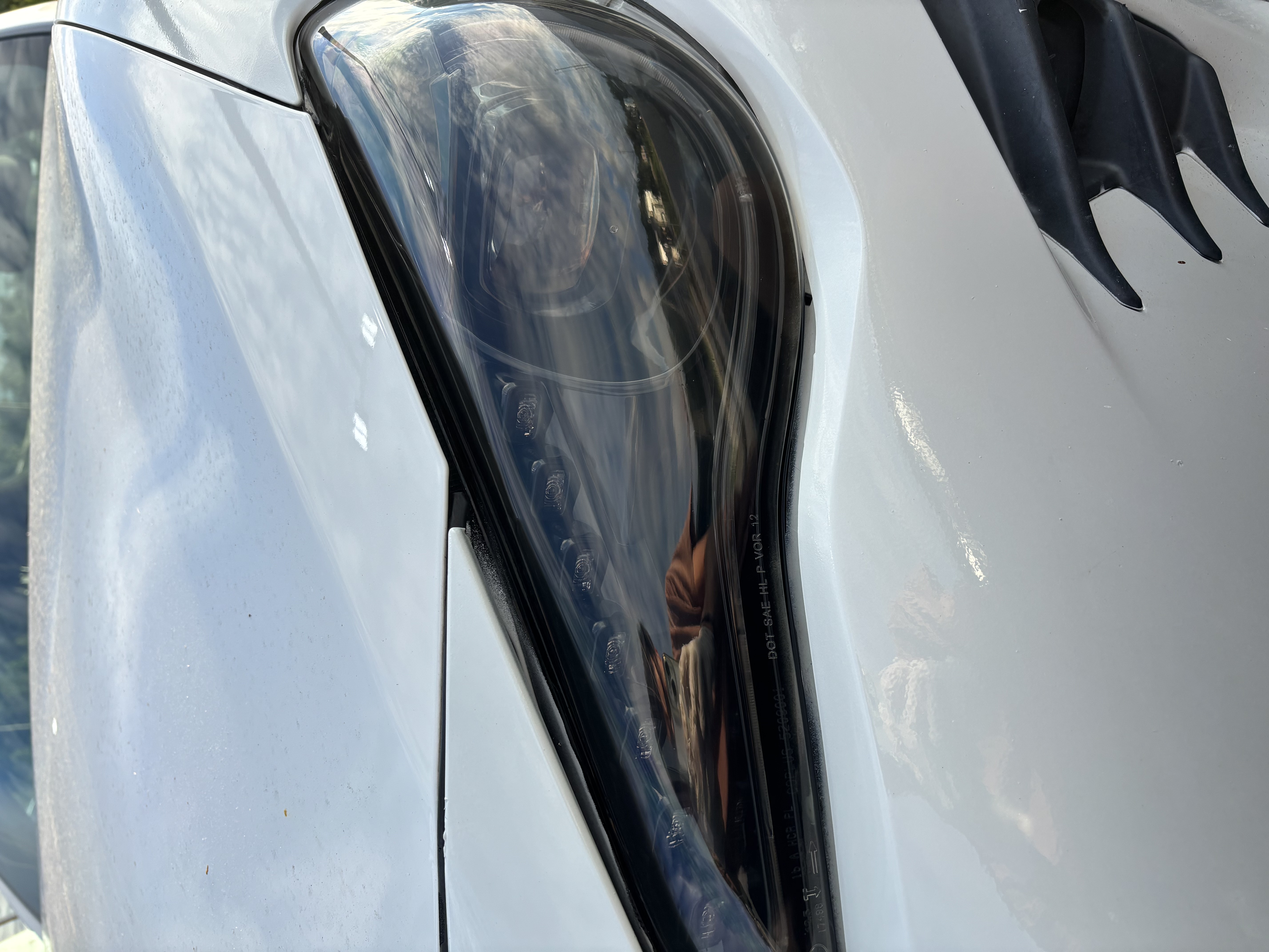 Crystal-clear restored headlight
